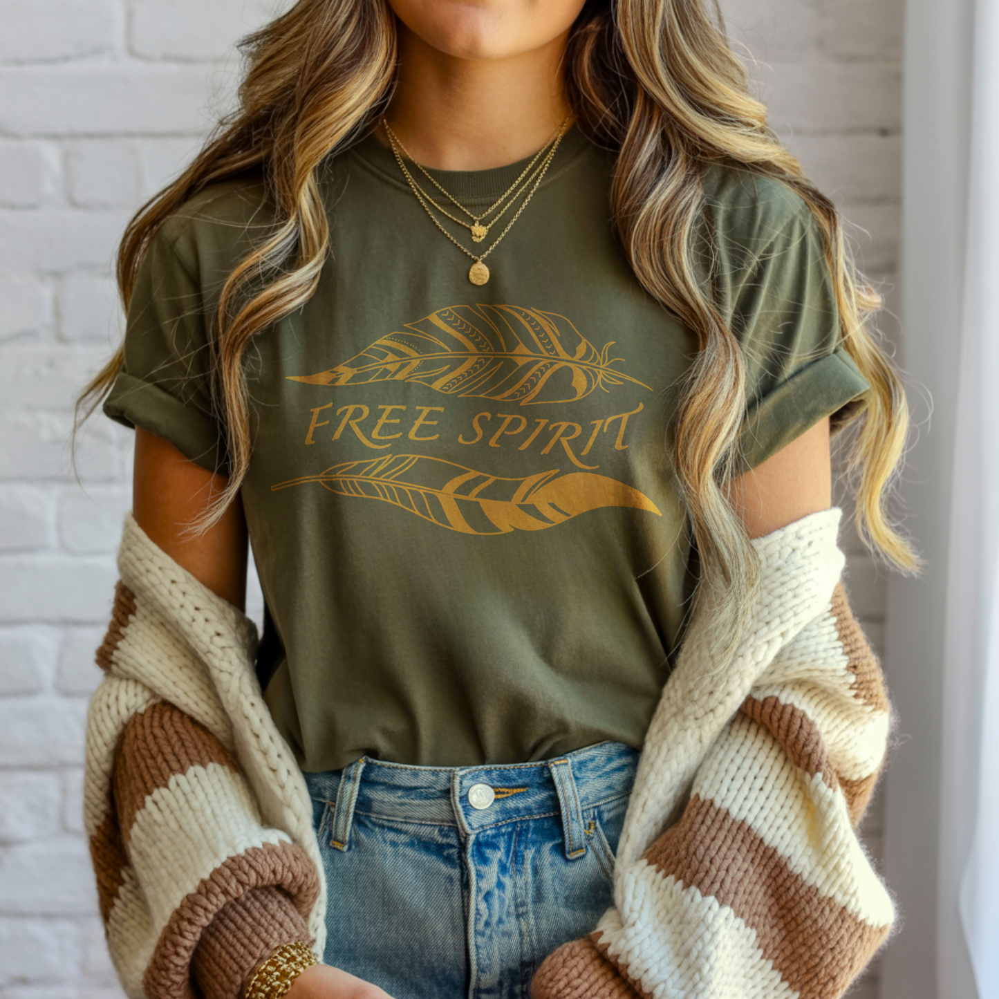 Women's "Free Spirit" t-shirt in military green